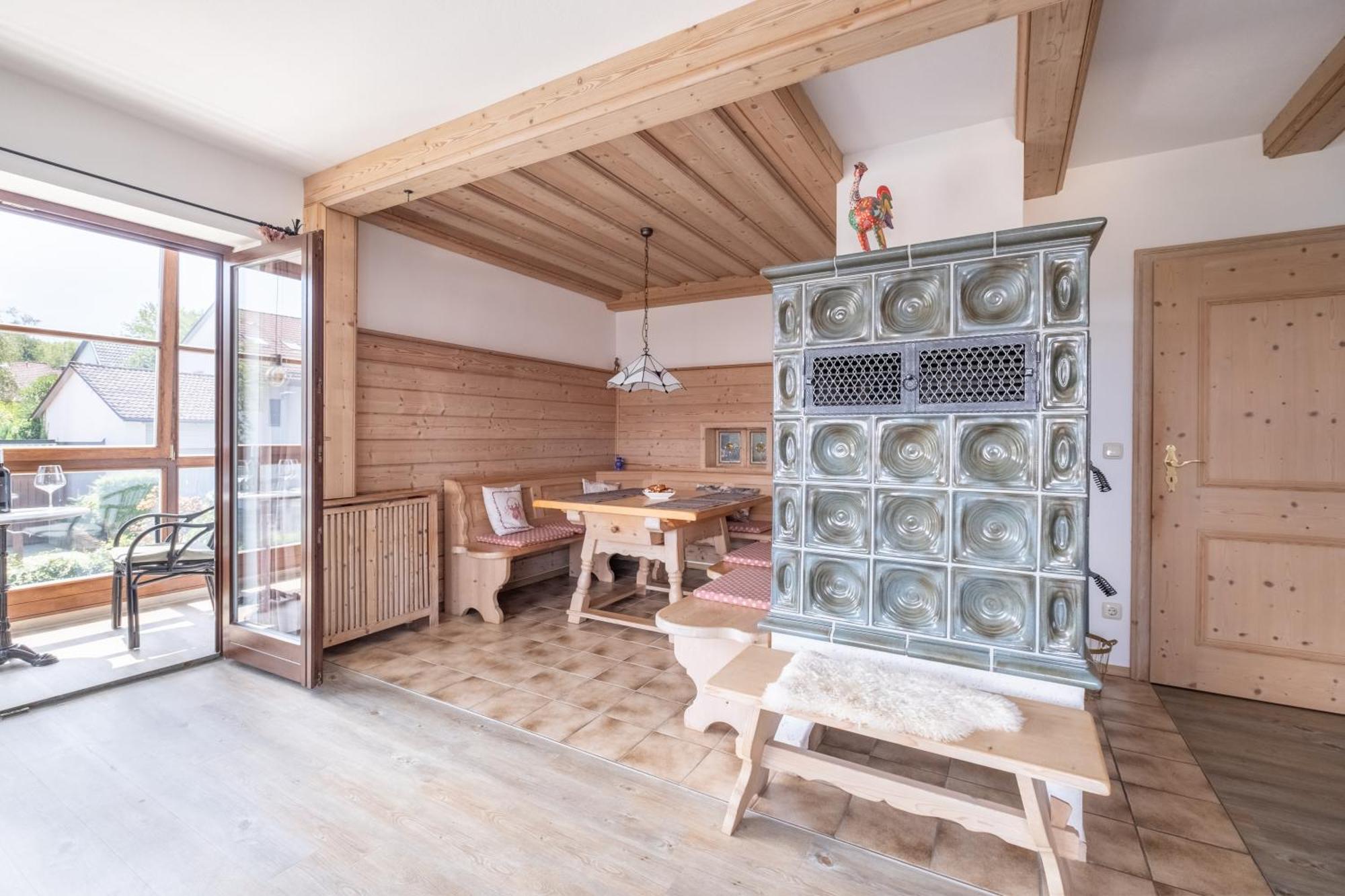 Gemuetliches Wohlfuehl-Apartment Mit Perfektem Seeblick Dießen am Ammersee Exterior foto